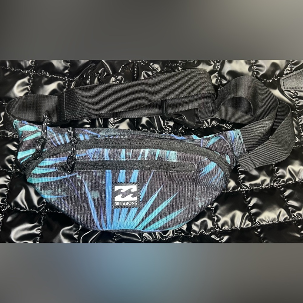 Billabong Black and Blue Graphic Belt Bag Fanny Pack